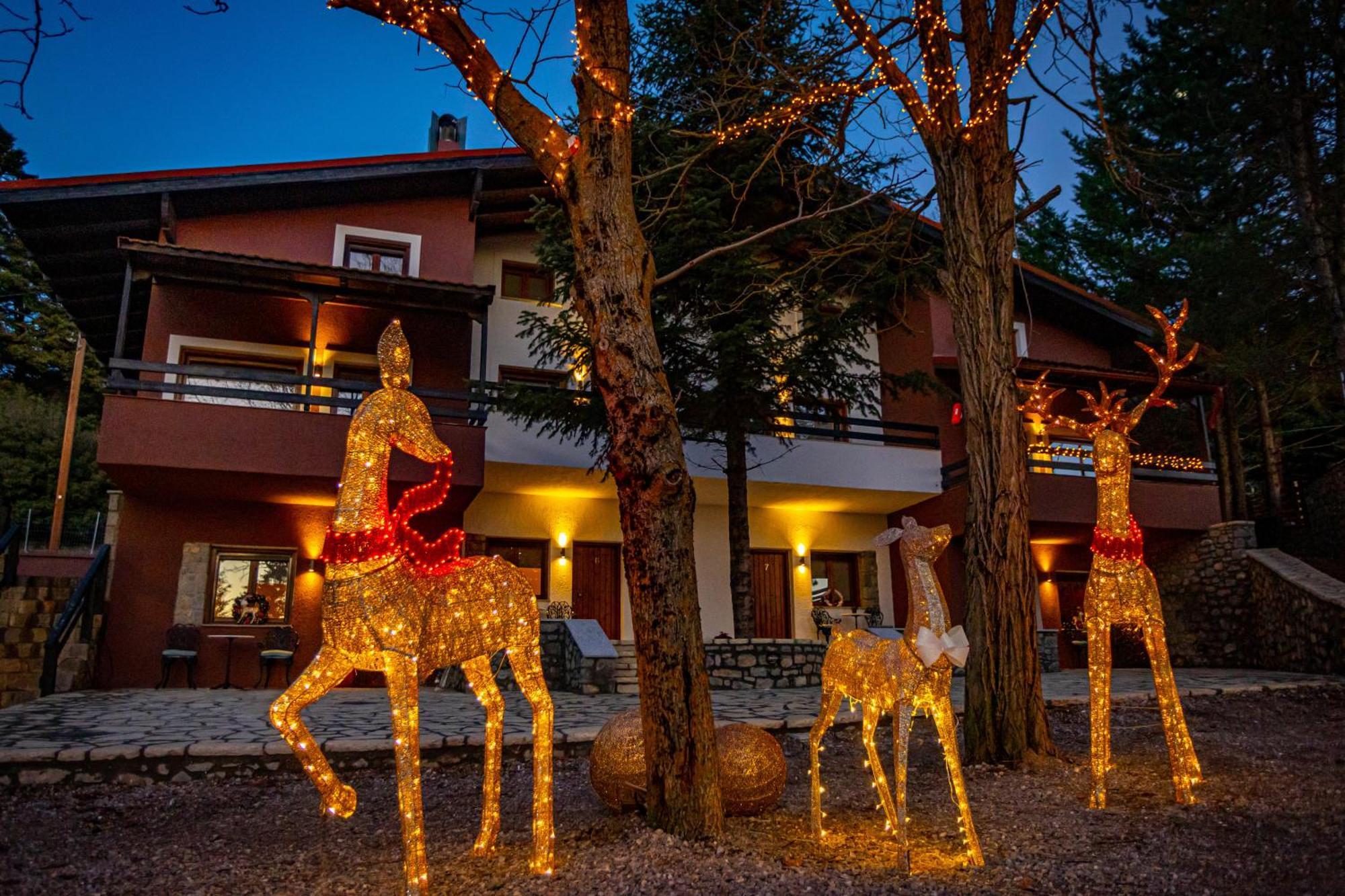 Mz Reindeer Hotell Kalívia Eksteriør bilde